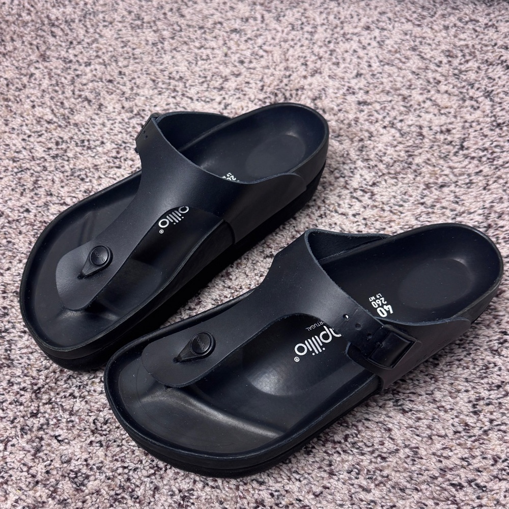 Women’s platform Papillio sandals. Size 40, all black leather. Great condition.
